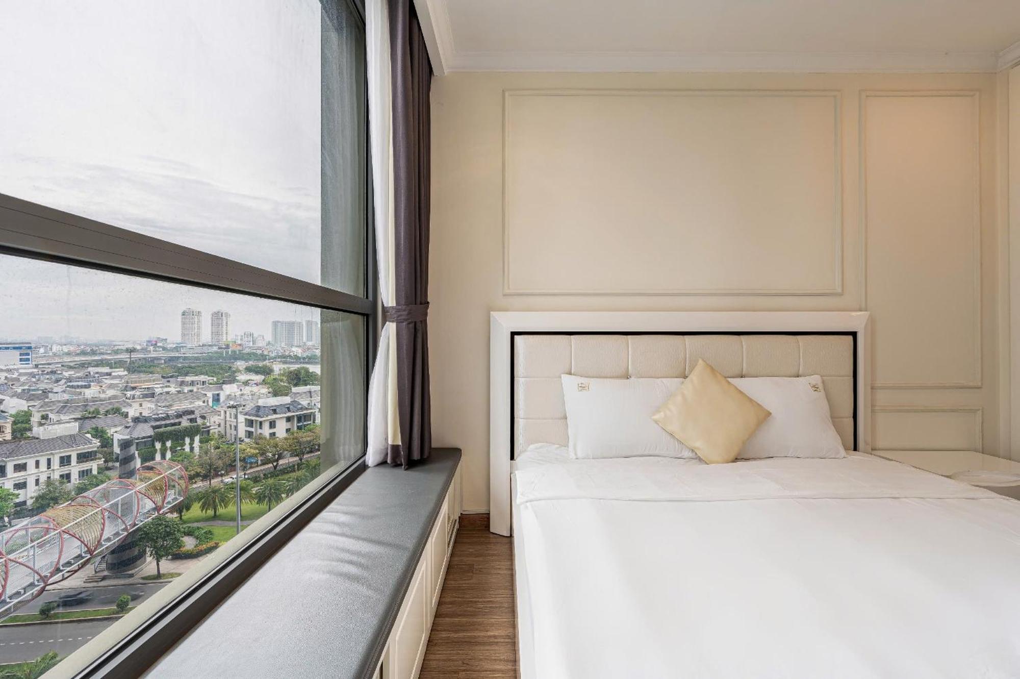 The Landmark View Apartment *