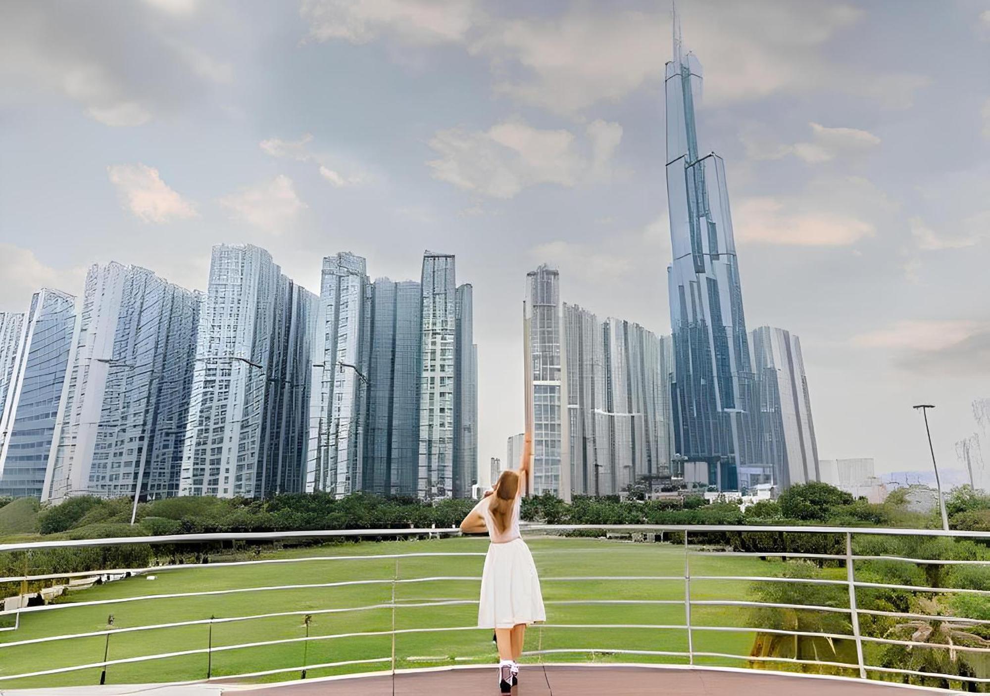 The Landmark View